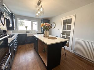 Kitchen - click for photo gallery